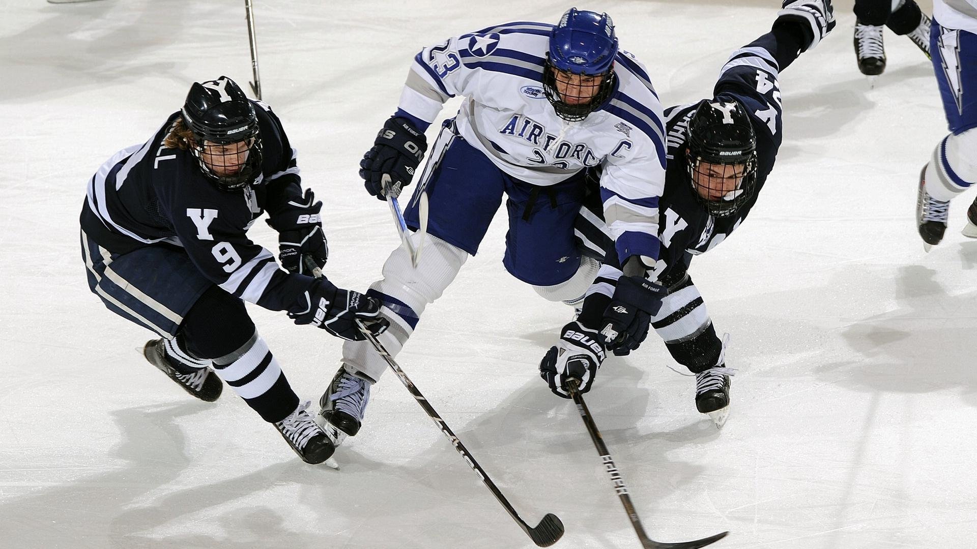 库里末节封神，勇士绝境逆转北京队晋级