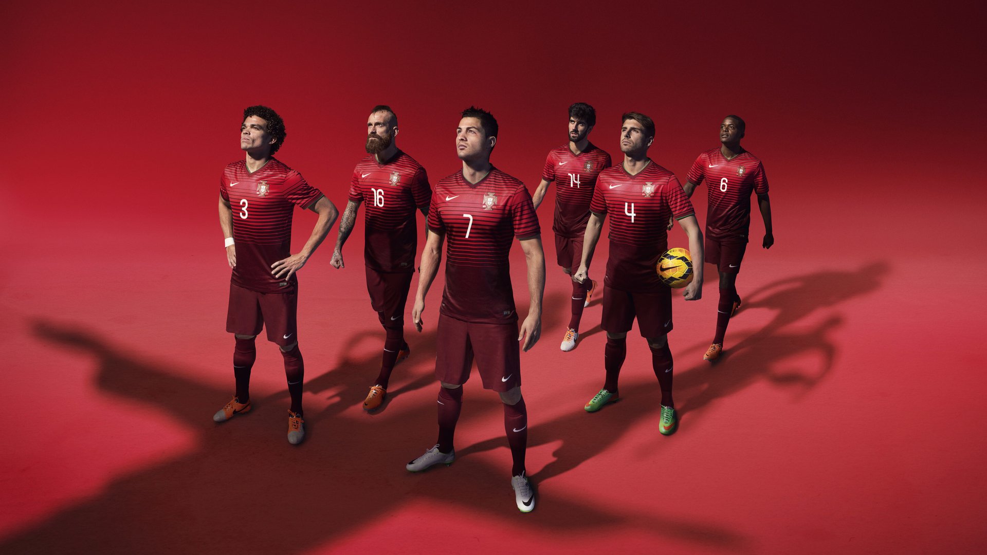 非洲雄鹰对决神话军团，欧冠半决赛的史诗鏖战